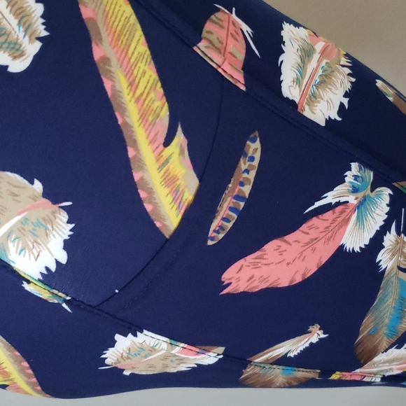 Work Out Set 🏋‍♀️ - Picture 6 of 7